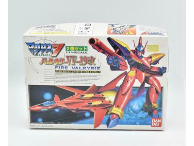 Bandai 1/144 VF-19 Fire Valkyrie model kit