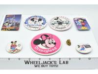 Lot of 8 Walt Disneyworld Mickey Mouse Souvenir Pins Badges