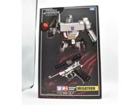 MP-5 Destron Leader Megatron Masterpiece Transformers Takara Tomy MISB
