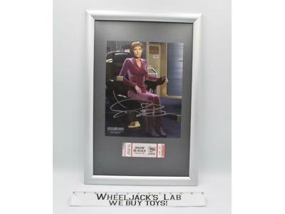 Science Officer T'Pol Star Trek Enterprise Jolene Blalock AUTOGRAPHED Picture