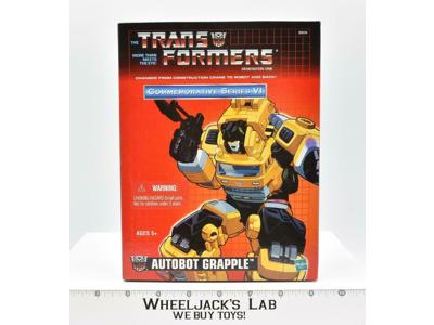 Autobot Grapple MISB NEW Commemorative Series Transformers Reissue 2003 Hasbro
