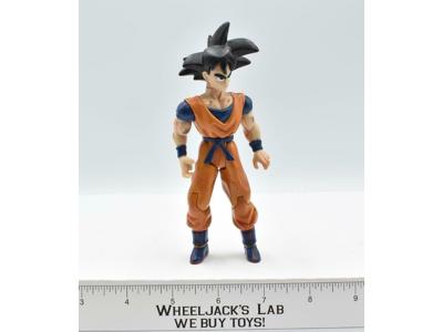 Battle Damaged Goku Dragon Ball Z 2003 Jakks Pacific Action Figure