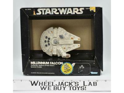 Millennium Falcon 100% Complete DIECAST 1979 Star Wars Action Figure