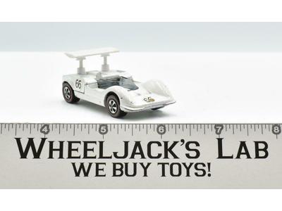 Chaparral 2G White 1969 Redline Hot Wheels Mattel Vintage Redline RL