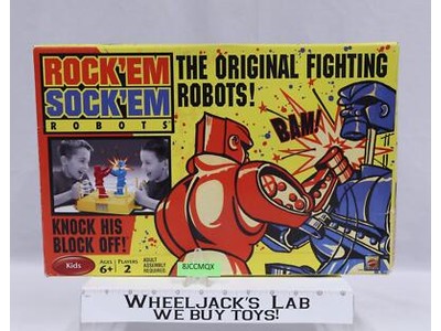 The Original Fighting Robots Rock Em Sock Em Robots Mattel 2008 Action Figures