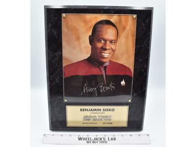 Benjamin Sisko Star Trek Limited Edition AUTOGRAPHED Plaque #87 of 2500