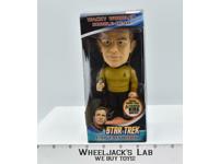 Captain Kirk Yellow Shirt Wacky Wobbler Bobble-Head Star Trek 2009 Funko Figure