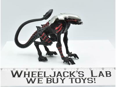Cougar Alien W/Parasite Projectile Xenomorph Aliens Kenner 1993 Action Figure