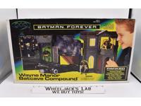Wayne Manor Bat Cave Compound Batman Forever 1995 Kenner Playset NEW SEALED MISB