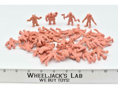 Lot of 38 Muscle Men M.U.S.C.L.E. Mattle 1980's Action Figure Vintage