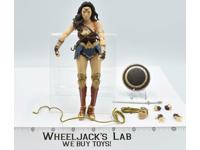 Wonder Woman Justice League SH Figuarts 2017 Bandai Tamashii Action Figure