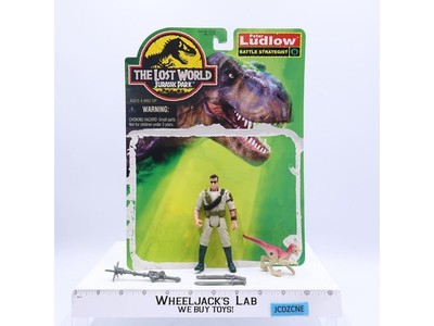 Peter Ludlow 100% Complete Jurassic Park Lost World 1997 Kenner W/CARDBACK