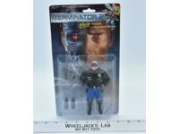Blaster T-1000 Police Officer Terminator 2 1991 Kenner Action Figure MOSC