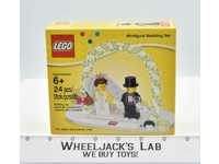 Minifigure Wedding Set 853340 Lego Set 2011 MISB NEW MINTY