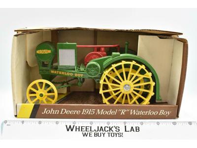 1915 Model R Waterloo Boy John Deere Diecast Metal 1/16 Scale ERTL