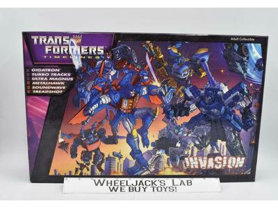Invasion Transformers Timelines Collector's Club Botcon 2012 Hasbro MIB NEW