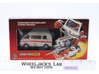 Ratchet Autobot G1 TRANSFORMERS 1985 Hasbro Vintage Action Figure MOSC NEW