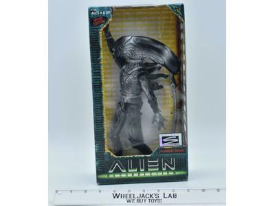 Warrior Drone Alien Resurrection Movie Edition NEW MISB 1997 Kenner