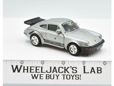 Baron Von Joy Porsche 930 Turbo 1983 Super Go-Bots Scalerobo Bandai