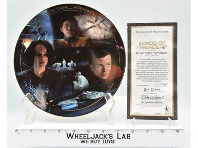 Bonds Of Friendship Voyager Plate Star Trek 1996 The Hamilton Collection
