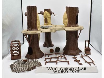 Endor Ewok Village Action Playset ROTJ Star Wars 1983 Vintage Kenner