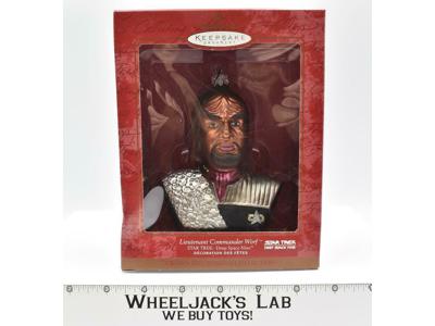 Hallmark Keepsake Ornament Lieutenant Commander Worf 2000 MIB Star Trek Voyager