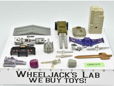 Lot 5 of 17 Accessories Parts Weapons Vintage G1 Transformers 1984 Action Figure