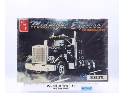 #6644 Midnight Express Peterbilt 359 AMT ERTL 1:25 Scale Model Kit NEW SEALED