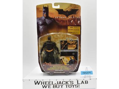 Batman Battle Gear Batman Begins NEW MOSC 2005 Mattel Action Figure