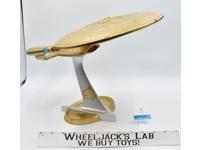 USS Enterprise Star Trek Next Generation 1992 Playmates Sculpture W/Stand
