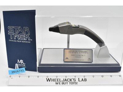 First Contact Phaser Star Trek TOS 2003 Master Replicas 498/1500 Prop