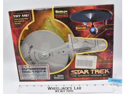 USS Enterprise 16" Starship Star Trek 2003 Art Asylum Diamond Toys