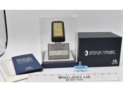 Communicator William Shatner Star Trek TOS Master Replicas Signature Ed. W/COA