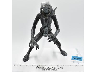 Alien Xenomorph Aliens 1996 Kenner 10 inch Action Figure