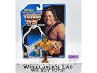 Fatu W/CARDBACK 1993 WWF Wrestling Hasbro Action Figures