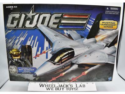 Sky Striker XP-21F W/Capt. Ace G.I Joe 30th Anniversary 2011 Hasbro SEALED MISB