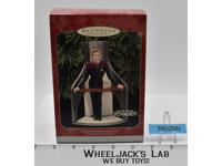 Captain Kathryn Janeway Star Trek Voyager MIB 1998 Hallmark Keepsake Ornament