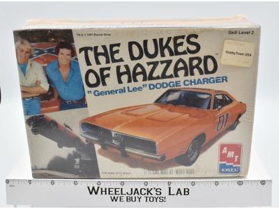 General Lee Dodge Charger Dukes of Hazzard 1997 AMT ERTL 1/25th Model Kit MISB