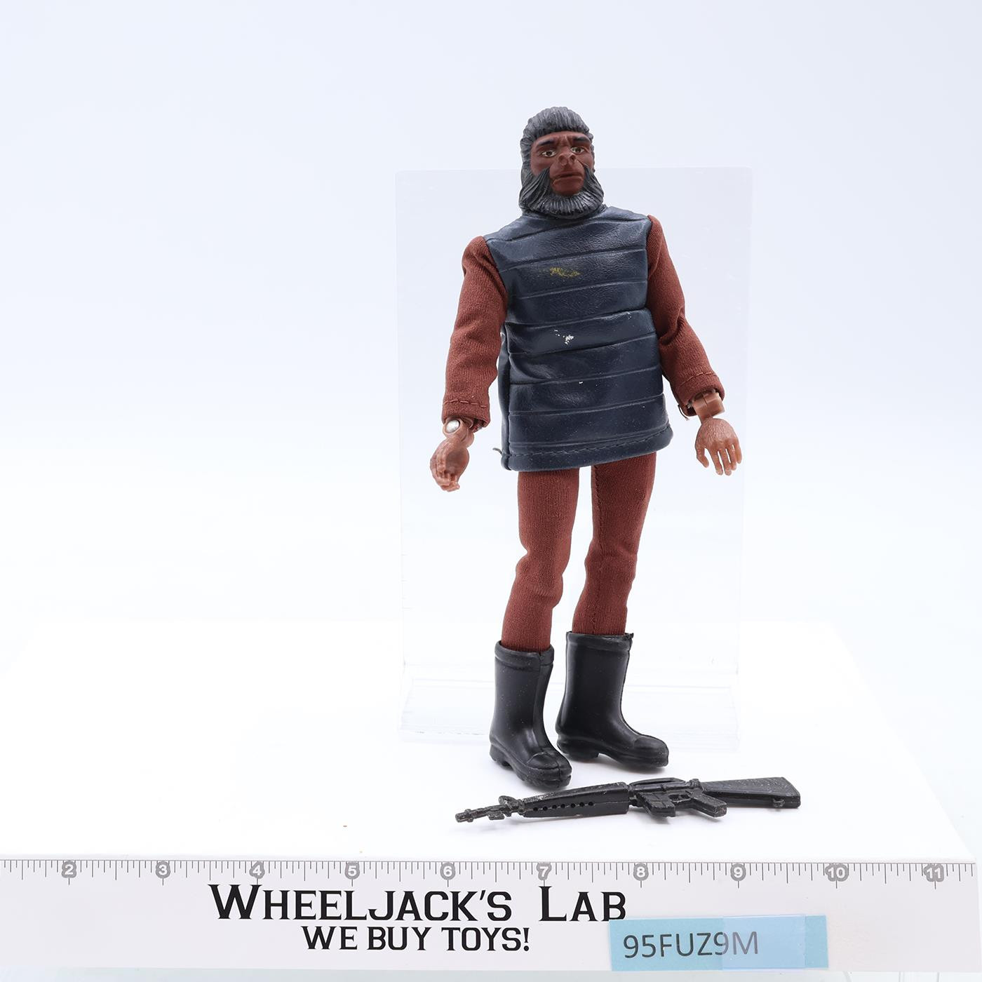 Soldier Ape 8" Planet Of The Apes 1974 Mego Action Figure Vintage w/ Weapon