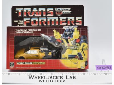 Sunstreaker NR MINT FIG UNUSED STICKERS NICE BOX Vintage Hasbro G1 Transformers