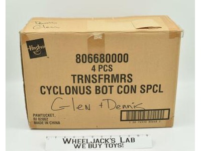 Botcon 2002 Cyclonus Master Shipping Carton Box Hasbro Transformers