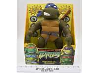 Super-Poseable Donatello Teenage Mutant Ninja Turtles 2006 Playmates NEW MISB