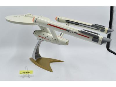 USS Enterprise Star Trek 1995 Playmates Toys Action Figure Vehicle Starship