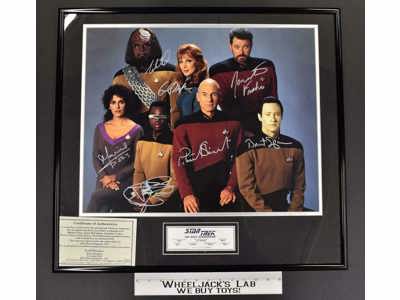 The Crew Star Trek The Next Generation AUTOGRAPHED Plague 25"x 22" #6 of 250