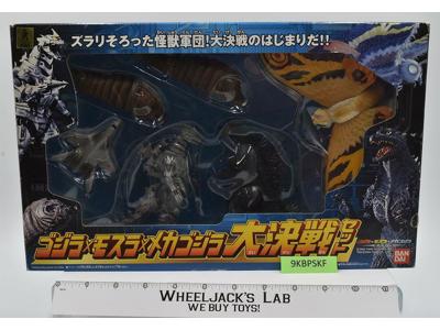 Godzilla x Mechagodzilla x Mothra Battlefield Figure Set 2003 Bandai NEW MIB
