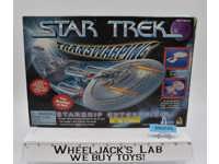 Transwarping Starship Enterprise Star Trek 1996 Playmates Action Figure Vehicle