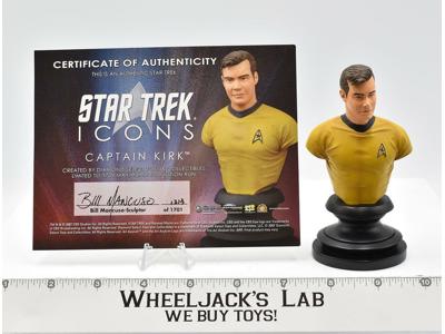 Captain Kirk Star Trek Icons Diamond Select Toys Bust Sculpture