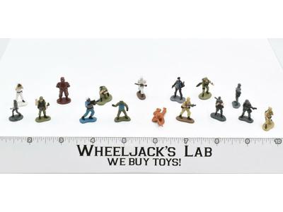 Lot of 16 Military Figures Vintage Galoob Micro Machines