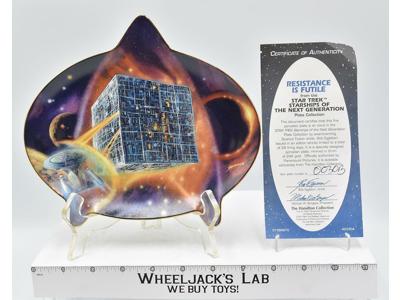 Resistance Is Futile The Next Gen. Plate Star Trek 1997 The Hamilton Collection