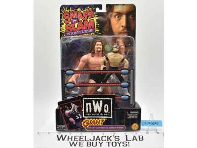 Giant W/ Rey Mysterio Jr. Smash 'N Slam Wrestlers NWO WCW 1999 Toybiz NEW MOSC